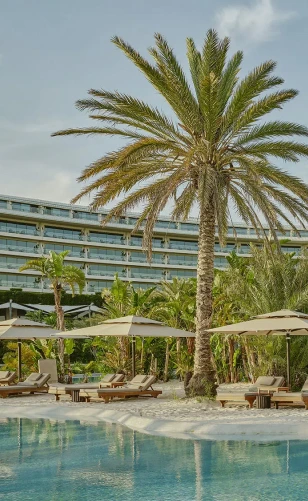 Официальный сайт туроператора CORAL TRAVEL. Поиск и подбор туров онлайн ...
