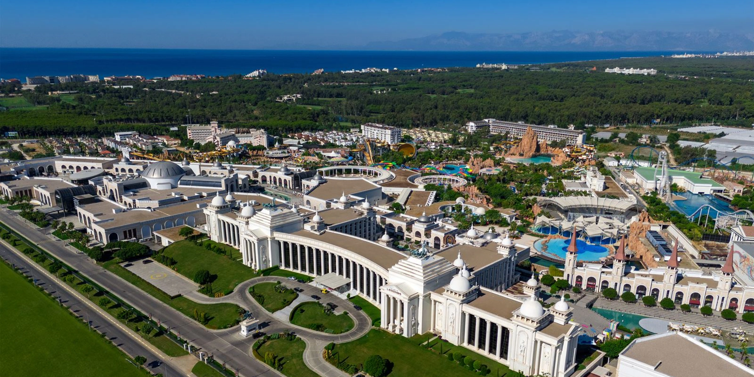 Яркая новинка от сети Rixos Hotels